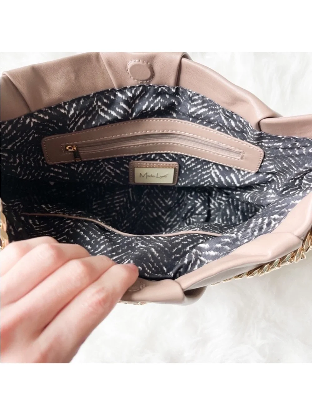 Moda luxe Taupe Slouchy Chain Strap Shoulder Bag